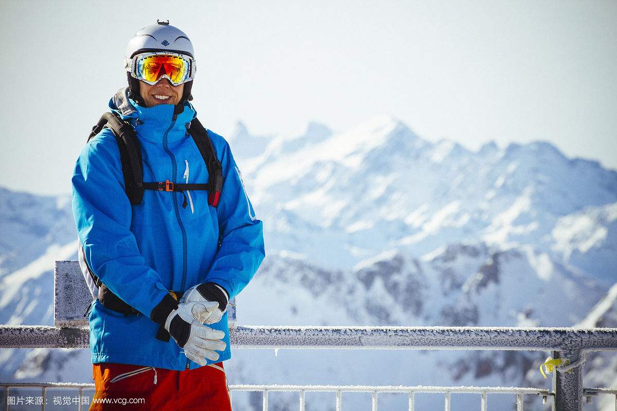 一篇文章告訴你，滑雪服和沖鋒衣羽絨服有什么區別
